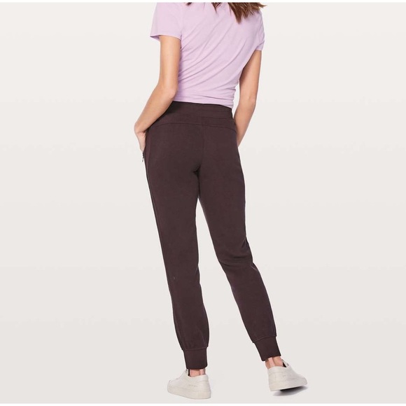 Lululemon Get Going Jogger Black Cherry - Picture 2 of 9